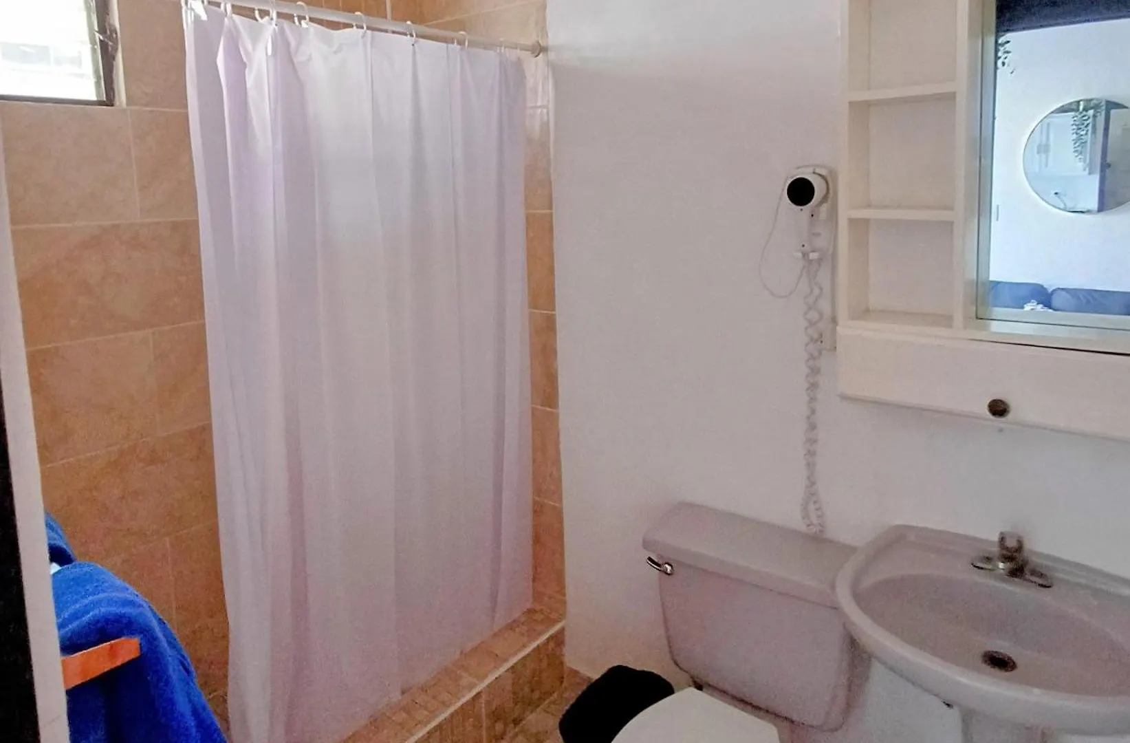 Linkzup Europa Condos El Batey